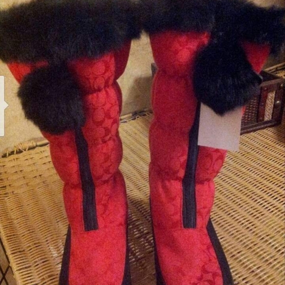 SOLD** NEW SIG C MID HIGH WINTER BOOTS REAL BLACK RABBIT FUR SIZE 6.5 - Picture 6 of 12